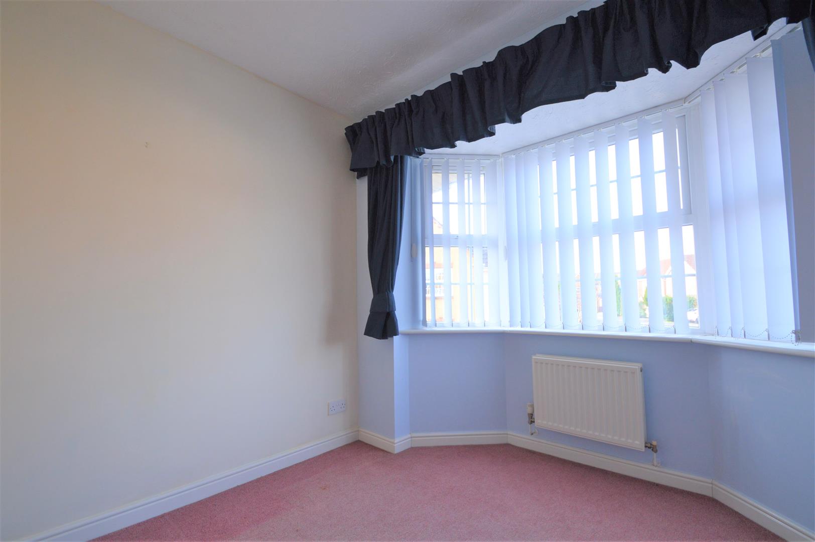 2 Walnut Close, Miskin , CF72 8RZ